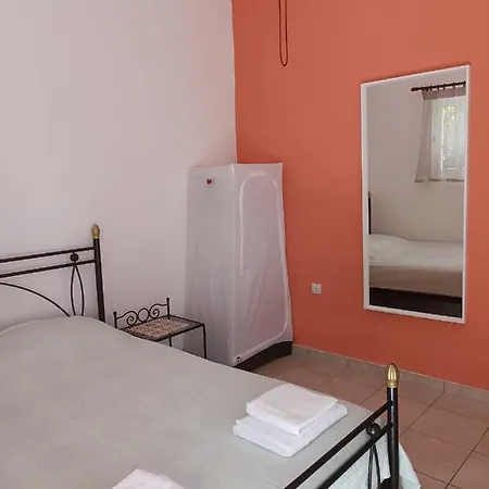 Guest house Vana's *